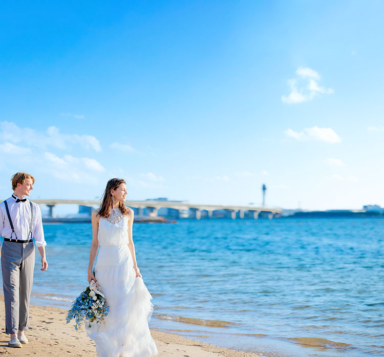 マンダリンポルトだから叶うリゾート感溢れるビーチ前撮り - 【公式】りんくう常滑の結婚式場マンダリンポルト